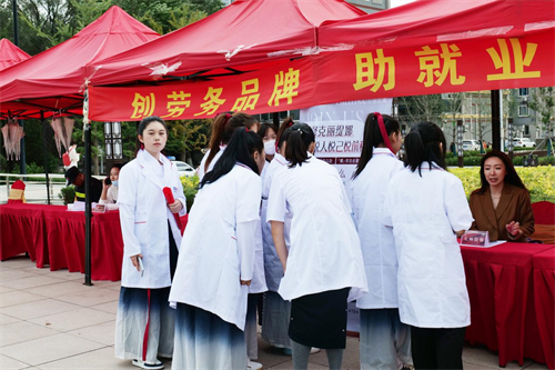 1695614512804136.png 图片3.png