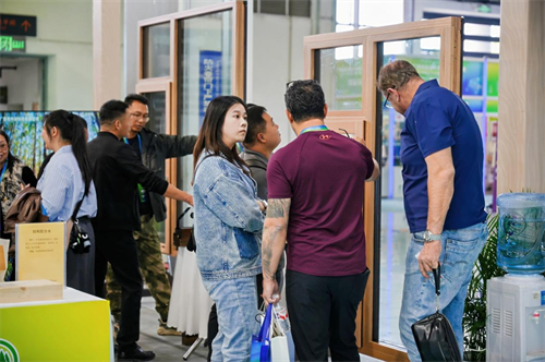 1764294791102314.png 图片2.png